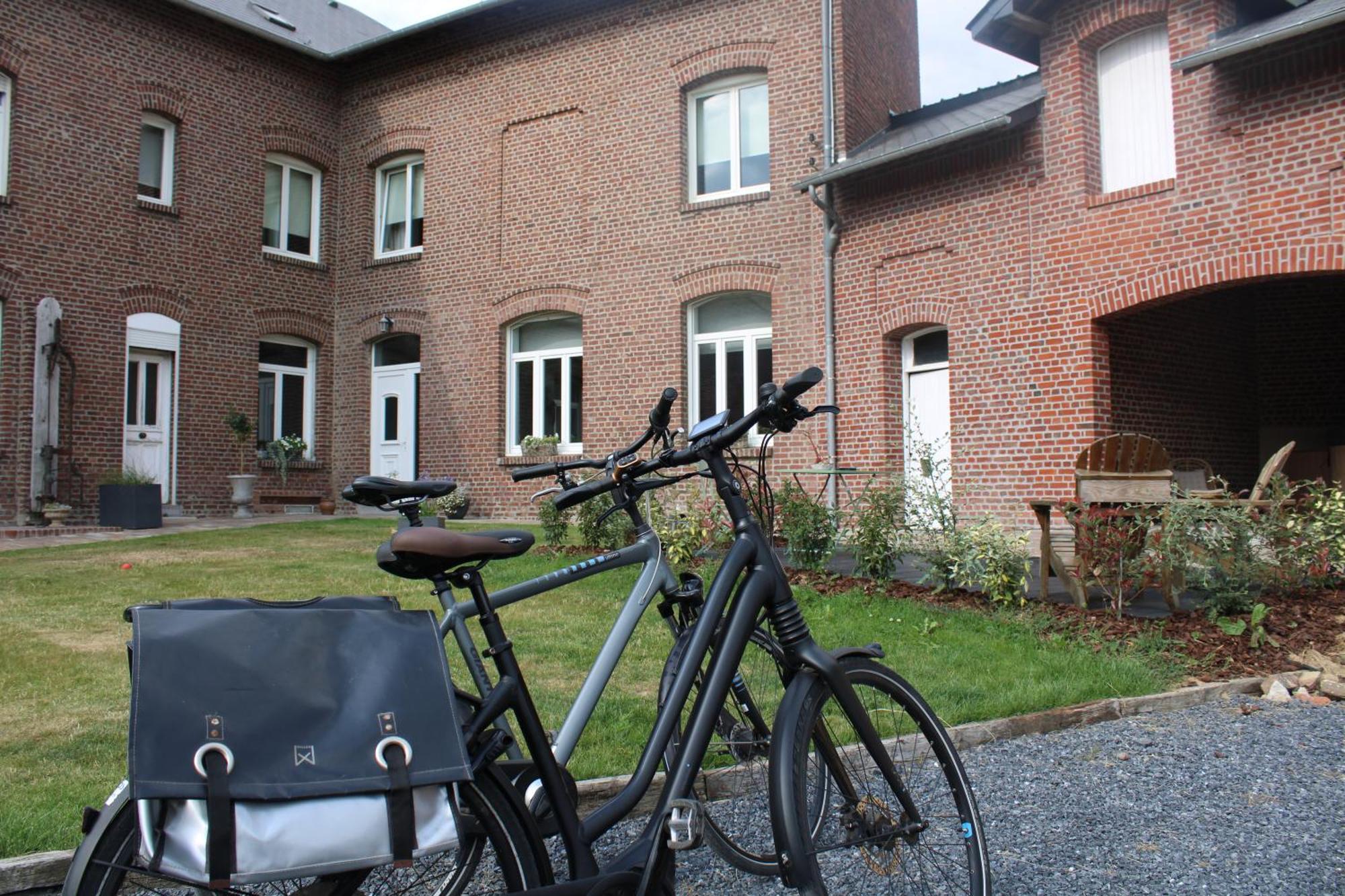 Un Air De Campagne A Baudival Bed & Breakfast Le Cateau-Cambresis Exterior photo